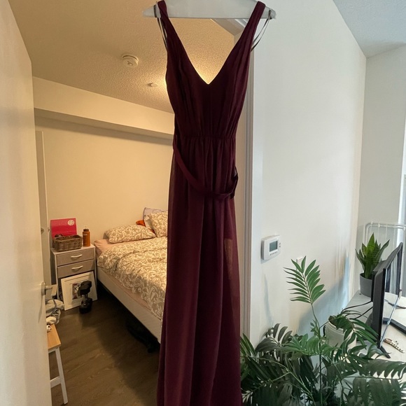 Vera Wang Bridesmaid Dress - Picture 2 of 6